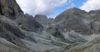 L’imbocco del Vallone di Antermoia e la Croda Dei Cirmei