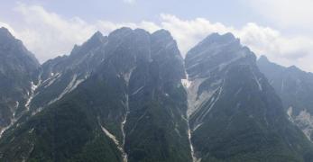 Cima dei Vieres e Monte Vacalizza dalla cima del Dosso Nadei