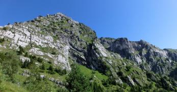 Il Sass dei Gnei e il Monte Fornel