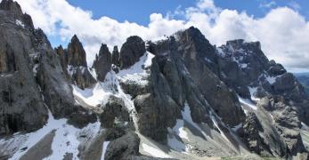 Da sx: Campanile del Focobon, Passo delle Farangole, Torre Quattro Dita, Torre Viennese, Campanile di Valgrande, Cima dei Bureloni e Cima delle Vezzana