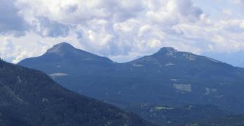 La Val Gambis con il Corno Bianco e Il Corno Nero