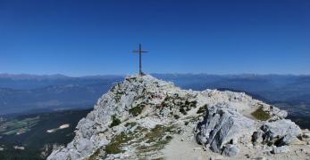 Il versante settentrionale della cima del Corno Bianco