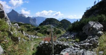 La discesa dal Pal Piccolo per la Via degli Alpini  